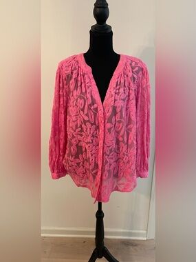 Chico's Bright Pink Semi-Sheer Floral Embroidered Blouse Puff Sleeves Feminine L